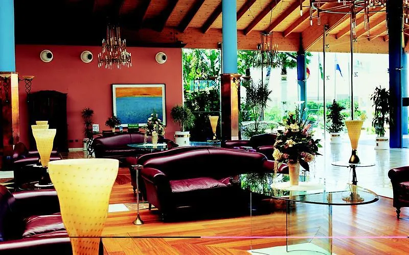 Hipotels Barrosa Palace & Spa Chiclana de la Frontera 5*,